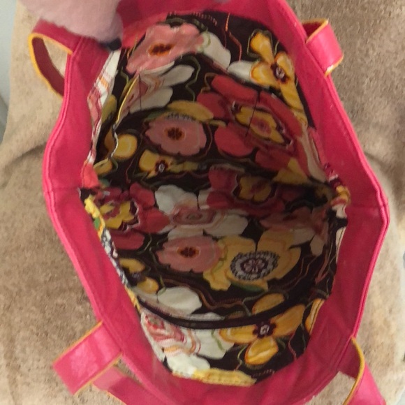 Vera Bradley Frill Buttercup shoulder Bag - Picture 3 of 4